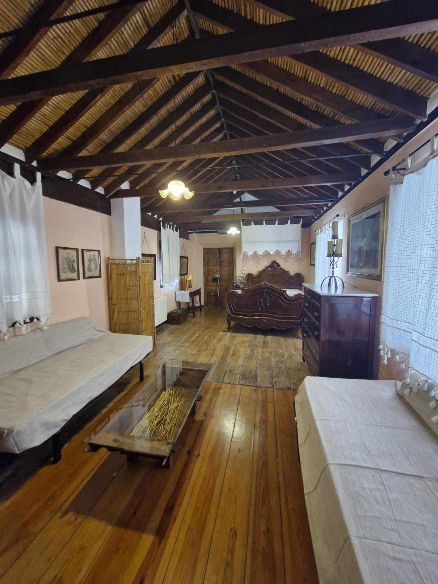 Hotel Rural Verde Oliva Comares Oda fotoğraf