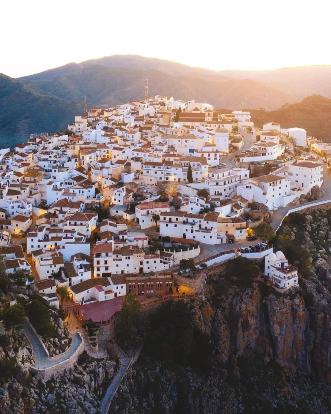 Hotel Rural Verde Oliva Comares Dış mekan fotoğraf